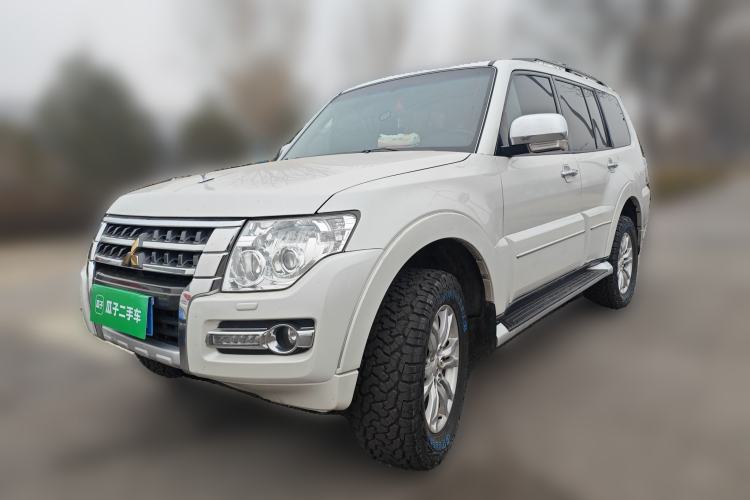 Used Mitsubishi Pajero 
