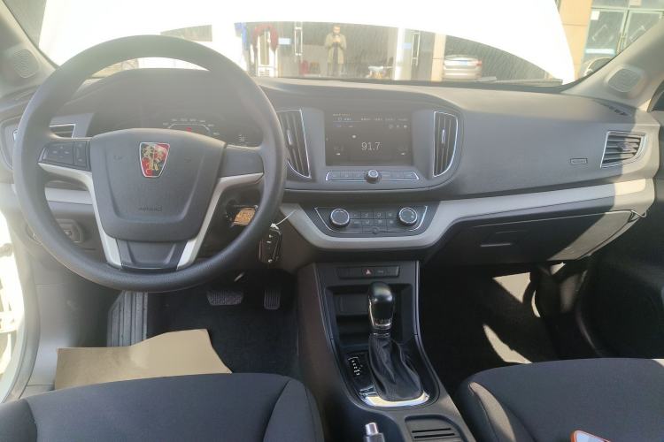 Used Roewe 360 2016 1.5L Automatic Smart Screen Version
