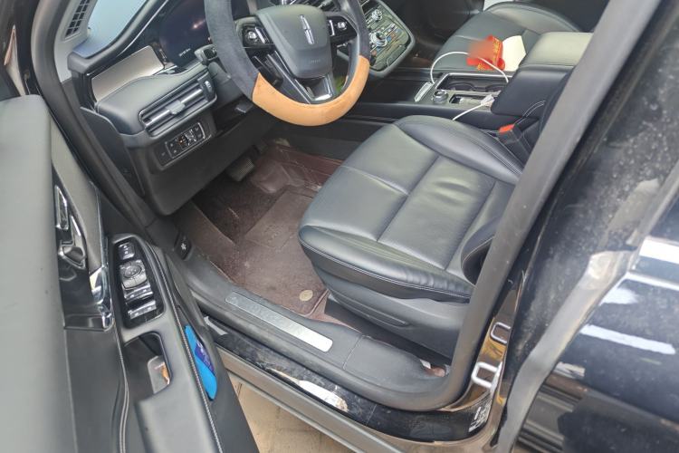 Used Lincoln Corsair 2022 Revised Version 2.0T Two-Wheel Drive Luxury Edition Driver Seat