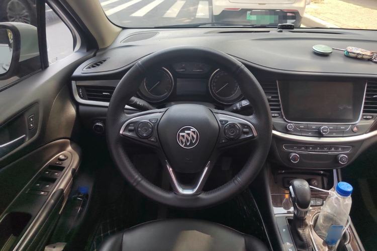 Used Buick Verano 2019 Sedan 20T Dual-Clutch Leading Model Steering Wheel