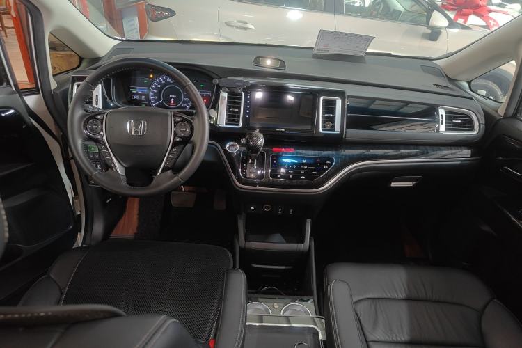 Used Honda Elysion 2019 2.0L Hybrid Luxury Edition
