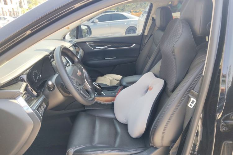 Used Cadillac XT5 2018 25T Luxury Model
