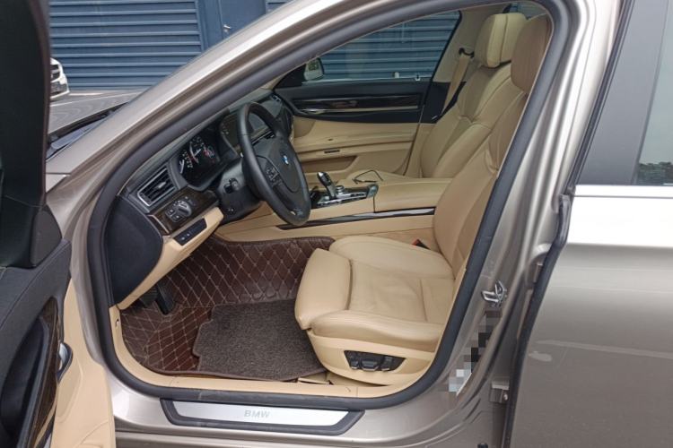 Used BMW 7 Series 2009 740Li Luxury Model Left Front Seat
