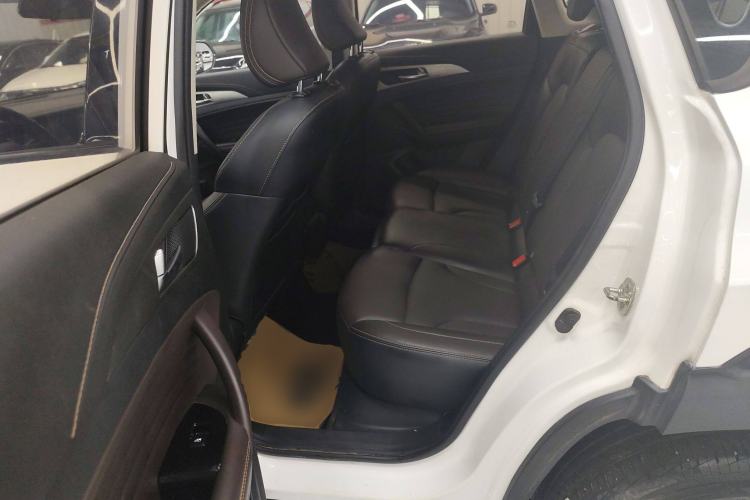 Used CHANGAN CS35PLUS 2018 1.6L Manual Changlian Edition China V Standard
