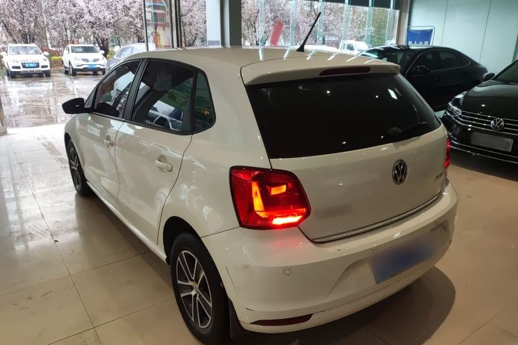 Used Volkswagen Polo 2016 1.4L Automatic Trendy Model

