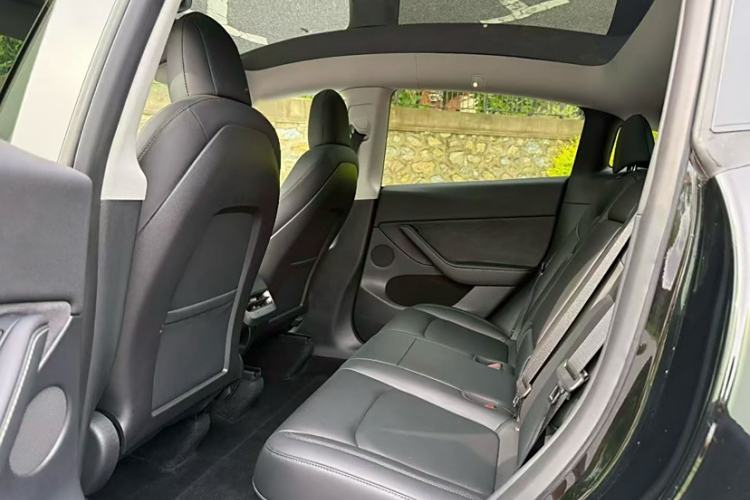 Used Tesla Model Y 2021 Standard Range Rear-Wheel Drive Version
