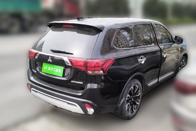 Used Mitsubishi Outlander 2020 2.0L Two-Wheel Drive Comfort Edition 5 Seats