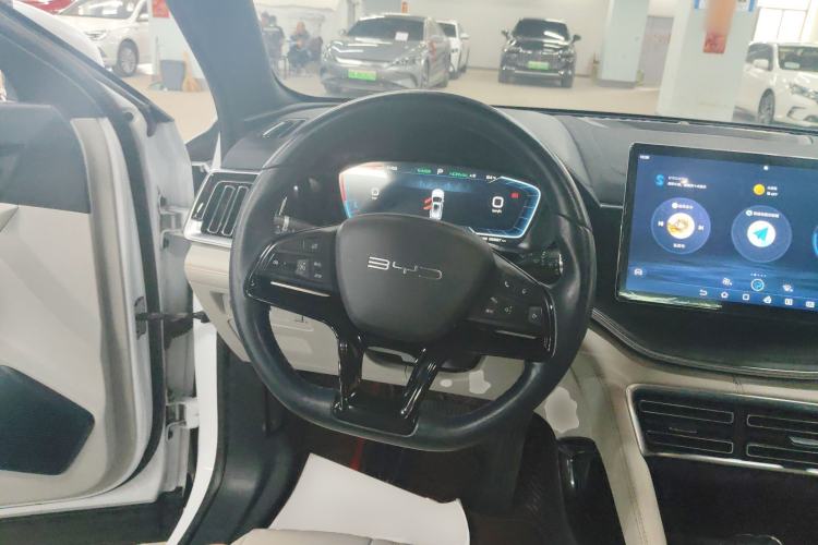 Used BYD Song PLUS New Energy 2024 Honor Edition EV 520km Luxury Model