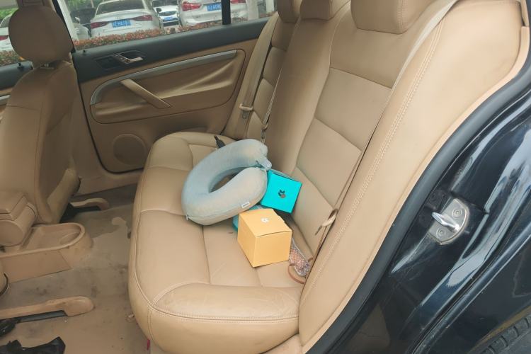 Used Volkswagen Passat 2007 2.0L Manual Standard Edition Left Rear Seat