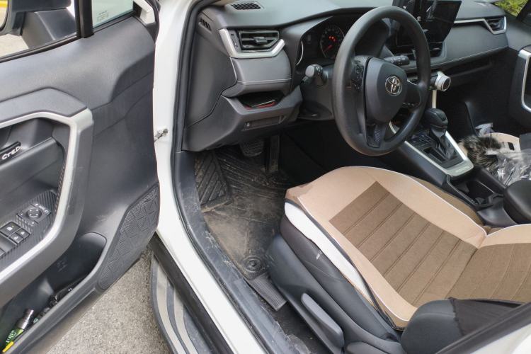 Used Toyota Wildlander 2023 2.0L CVT Two-Wheel Drive Leading Edition
