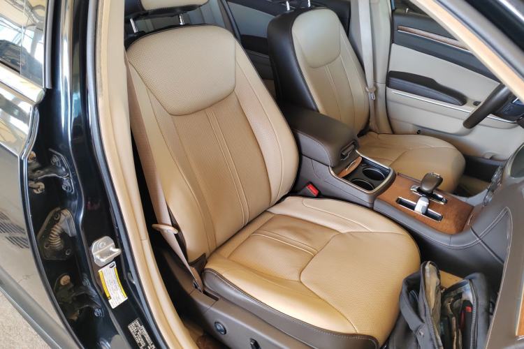 Used Chrysler 300C 2014 3.0L Excellence Edition
