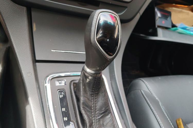 Used Geely Auto Emgrand 2017 Sedan Million Edition 1.5L CVT Upward Connectivity Version
