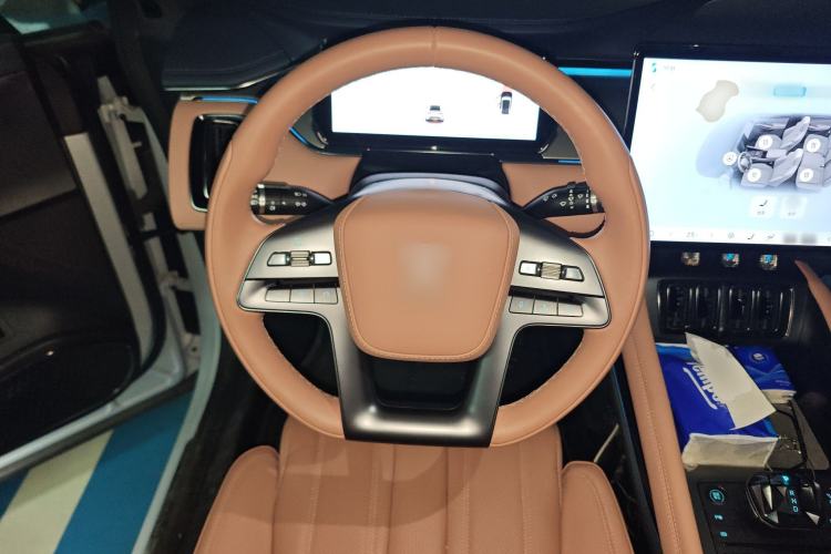 Used BYD Song L EV 2024 662 km Excellence Version
