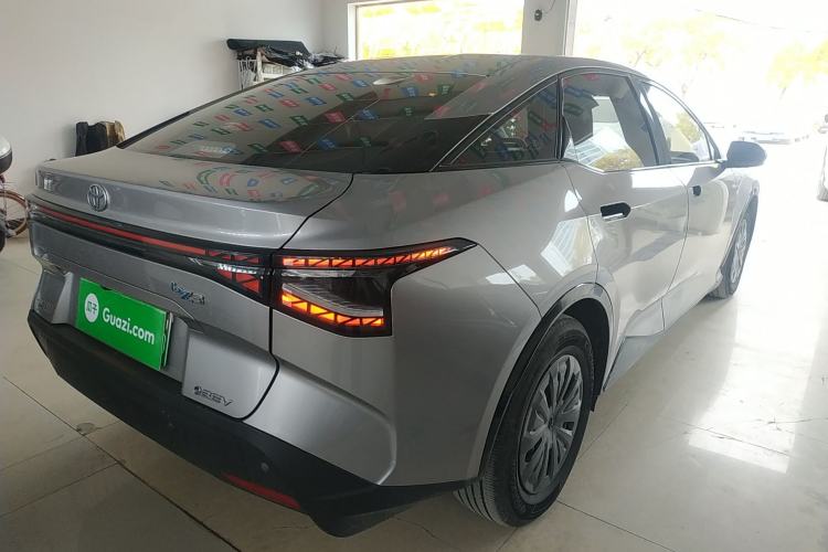 Used Toyota bZ3 2023 517 km Elite PRO Rear Right 45 Deg