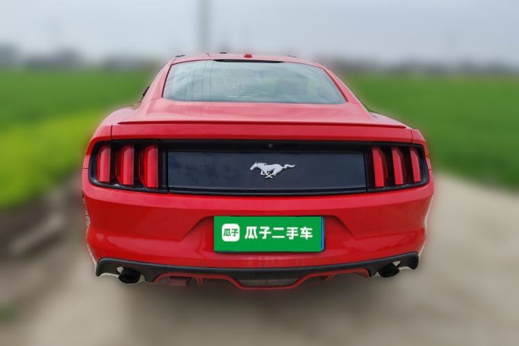 Used Ford Mustang 
