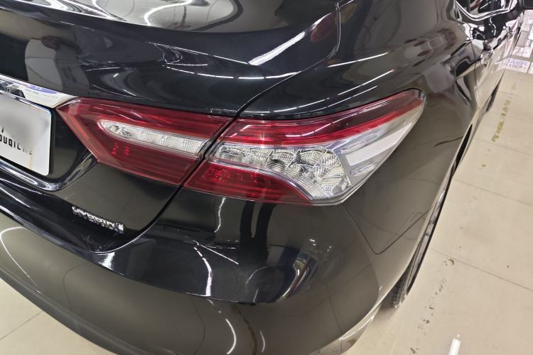 Used Toyota Camry 2019 Dual-Engine 2.5 HG Luxury Edition China VI Standard Right Rear Taillight