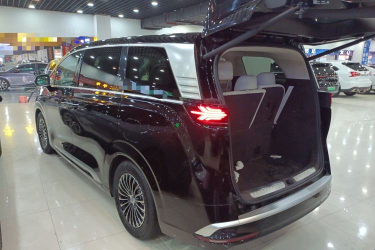 Used Denza D9 2024 DM-i 980 Four-Wheel Drive Flagship Model
