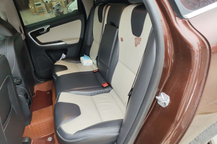 Used Volvo XC60 2014 T6 Zhiyi Edition Left Rear Seat