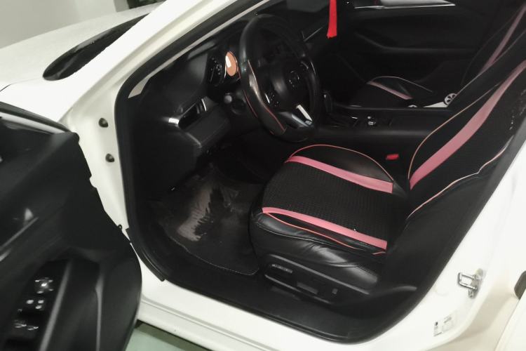 Used Mazda Atenza 2020 2.0L Blue Sky Luxury Edition Driver Seat