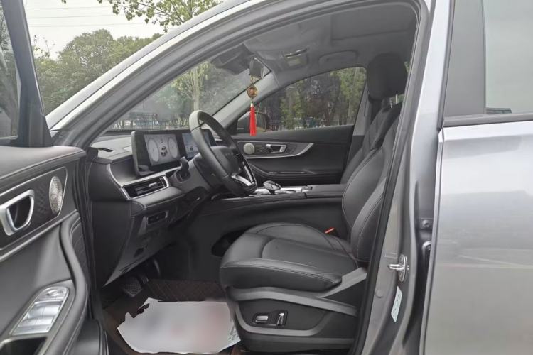 Used Chery Tiggo 8 PRO 2024 Champion Edition 290T Two-Wheel Drive Shining Version 5 Seats
