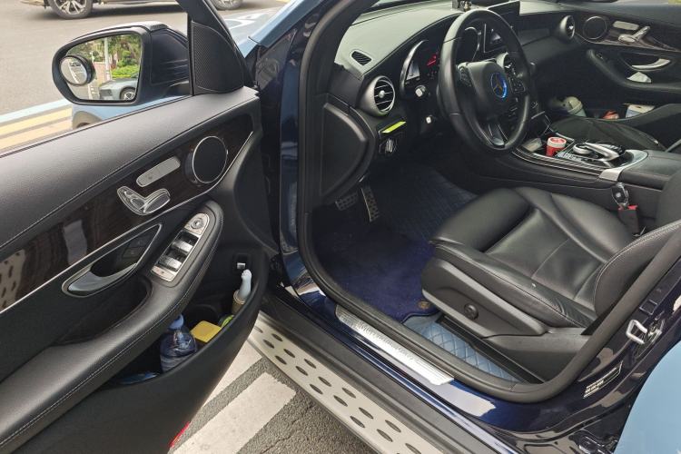 Used Mercedes-Benz GLC 2018 Facelifted GLC 260 4MATIC Dynamic Edition Driver Seat