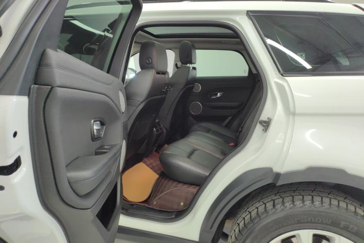 Used Land Rover Range Rover Evoque 2018 240PS PURE Style Edition