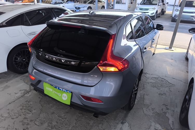 Used Volvo V40 2018 T3 Zhiyi Edition