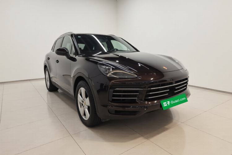 Used Porsche Cayenne E-Hybrid 2020 Cayenne E-Hybrid 2.0T Front Right 45 Deg