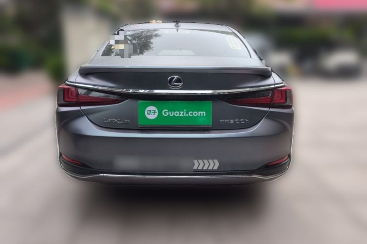 Used Lexus ES 2018 300h Premium Edition China V Standard Rear