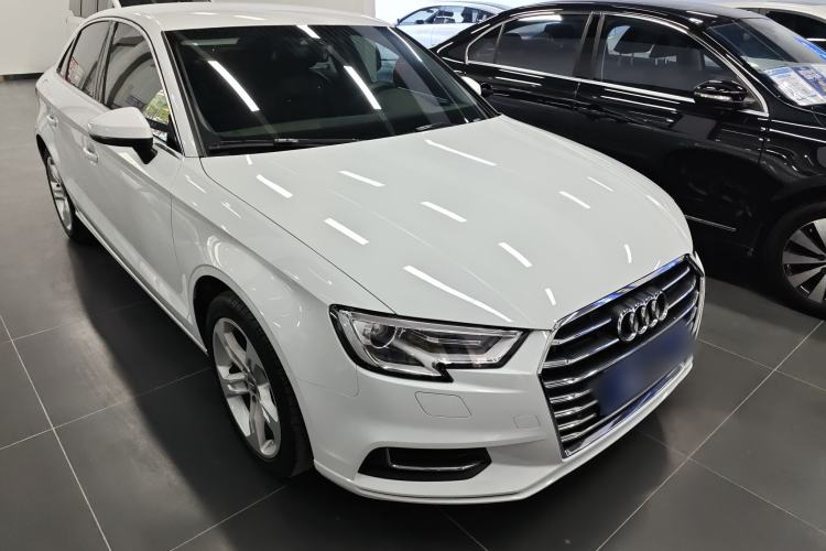 Used Audi A3 2019 Limousine 35 TFSI Ambition China V
