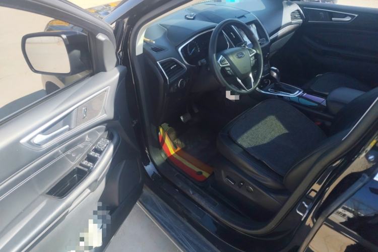 Used Ford Edge 2018 EcoBoost 245 Two-Wheel-Drive Titanium 7-Seater China VI Standard
