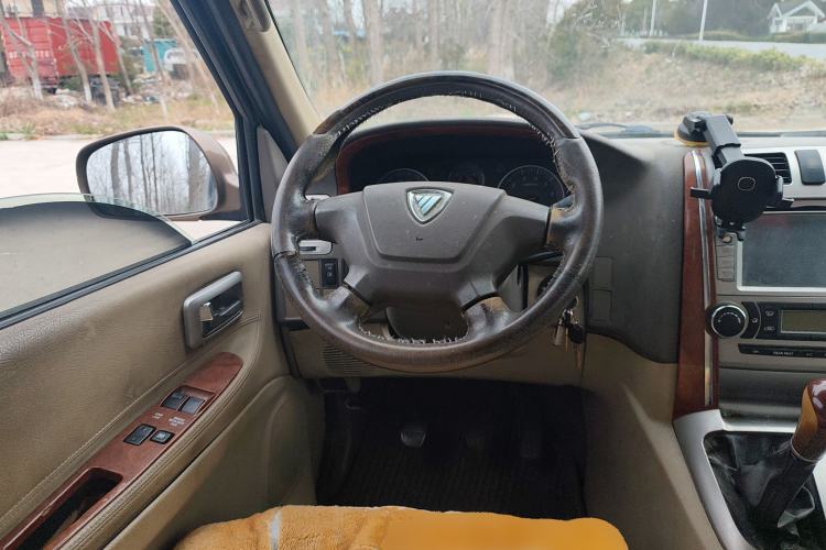 Used Foton MP-X E 2014 2.0L Wealth Express Classic Edition Basic Configuration with 4Gi-VVT
