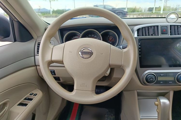 Used Nissan Sylphy 2016 Classic 1.6XE Automatic Comfort Edition Steering Wheel