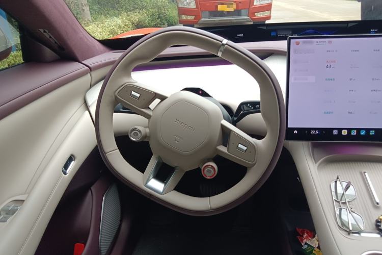 Used Xiaomi Auto YU7 2025 Ultra-Long Range High-Performance All-Wheel-Drive Max Edition
