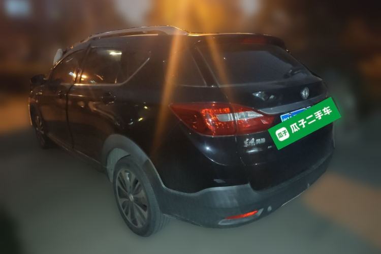 Used Dongfeng Aeolus AX3 2016 1.5L Automatic Zunku Model
