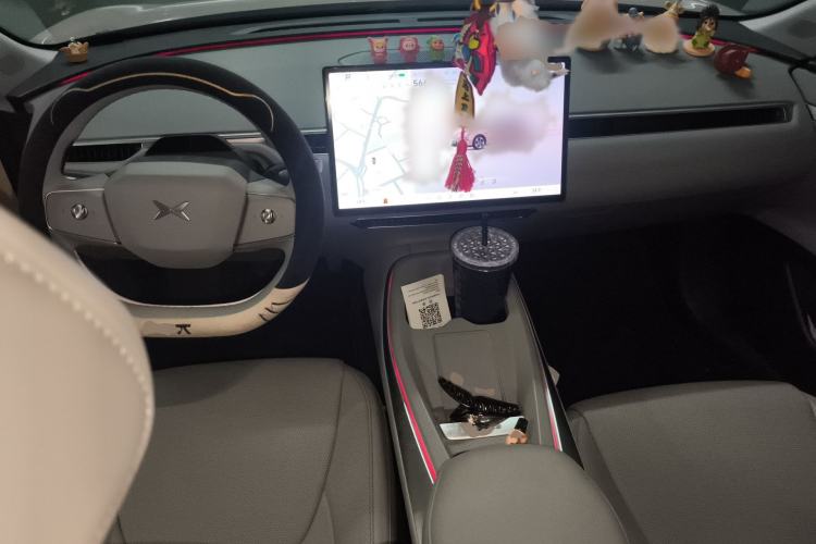 Used XPeng MONA M03 2024 620 with Ultra-Long Range Interior 2