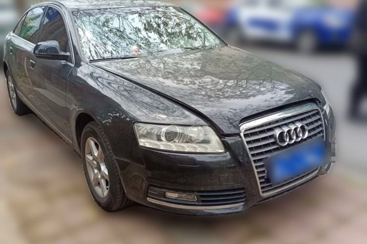Used Audi A6L 2011 2.0 TFSI automatic Comfort trim Front Right 45 Deg