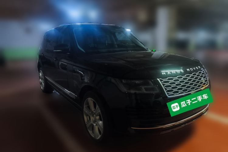 Used Land Rover Range 2018 3.0 SC V6 Vogue Extended-Length Model Front Right 45 Deg