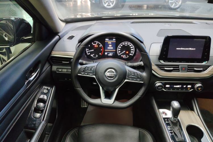 Used Nissan Teana 2021 2.0L XL Comfort Edition Steering Wheel