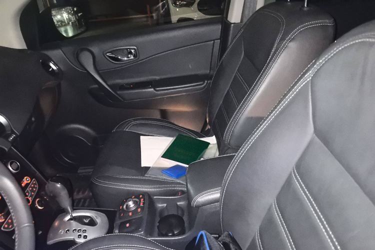 Used Renault Koleos 2012 2.5L Two-Wheel Drive Comfort Edition with Navigation