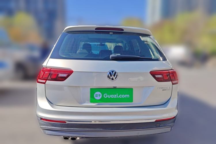 Used Volkswagen Tiguan L 2018 330TSI Automatic Two-Wheel Drive Luxury Edition Rear