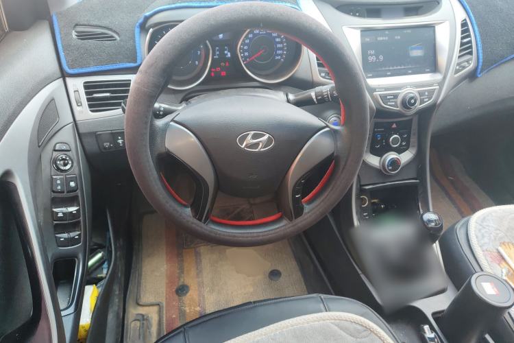 Used Hyundai Elantra (5th Generation / Langdong) 2016 1.6L Manual Luxury Model
