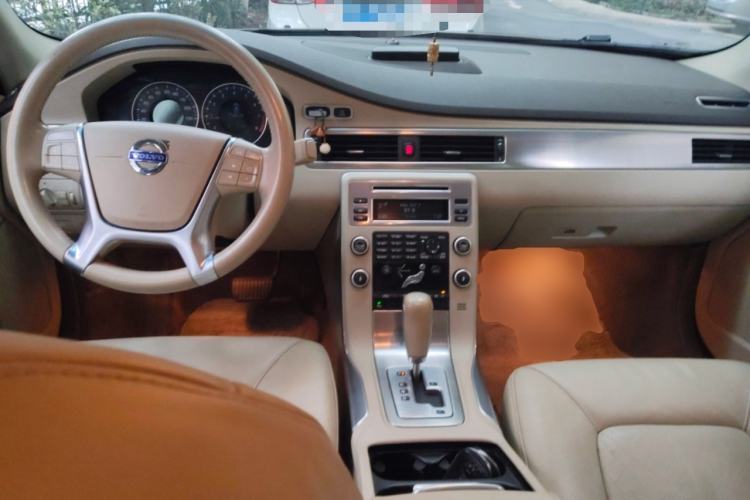 Used Volvo S80L 2011 2.0T ZhiShang Version