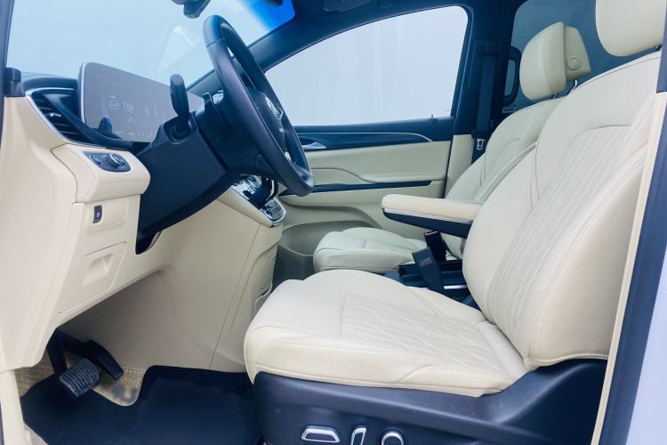 Used Buick GL8 2023 ES Lu Zun Luxury Model