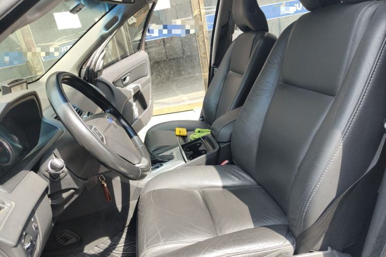 Used Volvo XC Classic 2014 T5 Luxury Edition