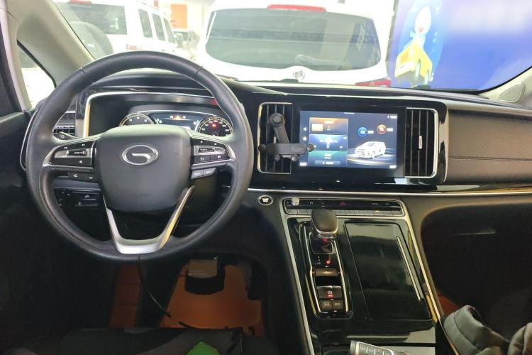 Used GAC Trumpchi M8 2021 Revised Version Lingxiu Series 390T Luxury Edition Center Console