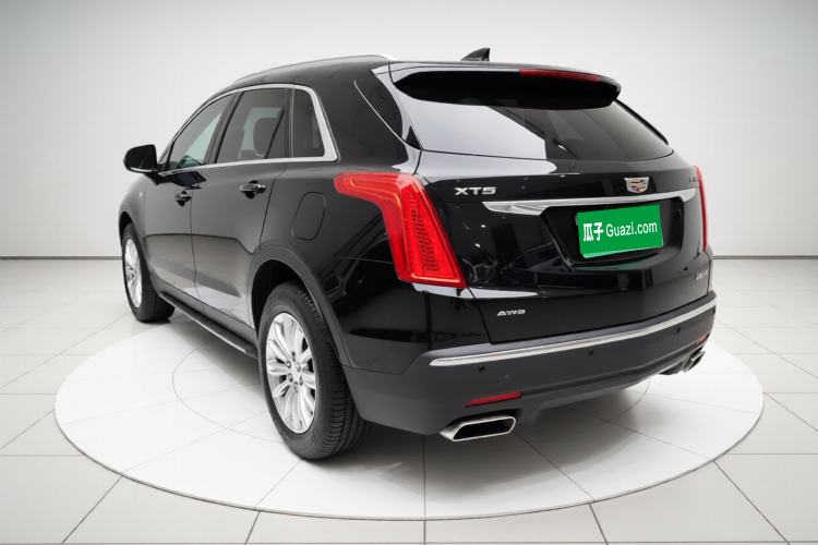 Used Cadillac XT5 2018 28E Four-Wheel Drive Tech Version