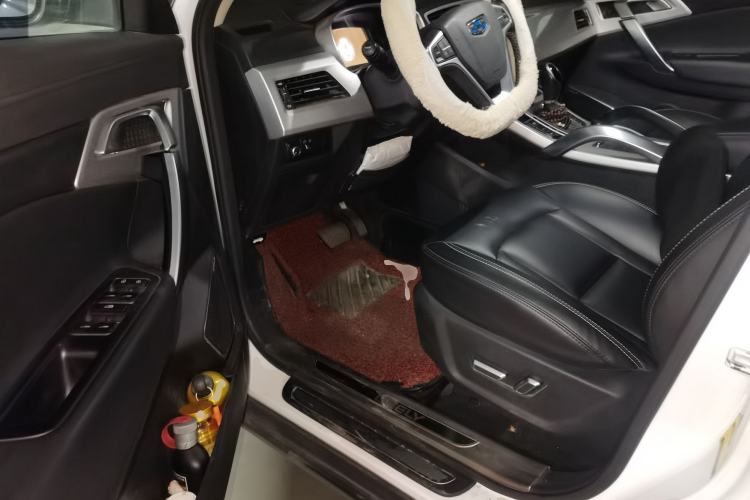 Used Geely Auto Emgrand X7 Sport 2016 1.8TD Automatic Smart Model
