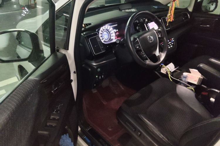 Used Honda Elysion 2016 2.4L Comfort Edition Driver Seat