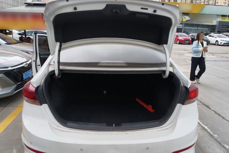 Used Hyundai Elantra (6th Generation / Lingdong) 2016 1.6L Automatic ZhiXuan – Elite Version
